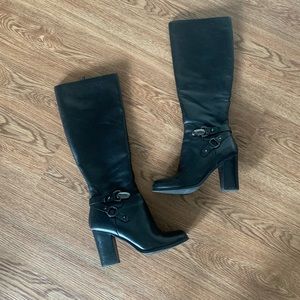 Tahari Heeled Boot